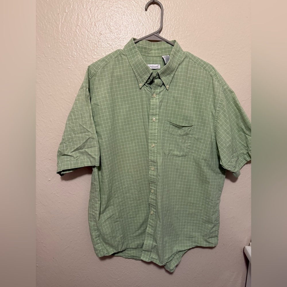 Van Heusen Light Green Plaid Casual Button Down Shirt 👔